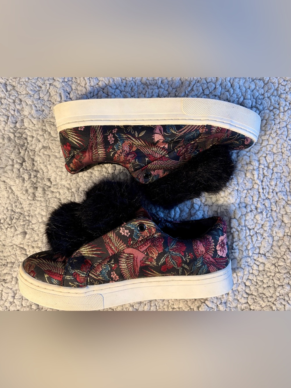 Sam Edelman Leya Faux-Fur Pom-Pom Slip-On Black Brocade Floral Platform Sneakers
